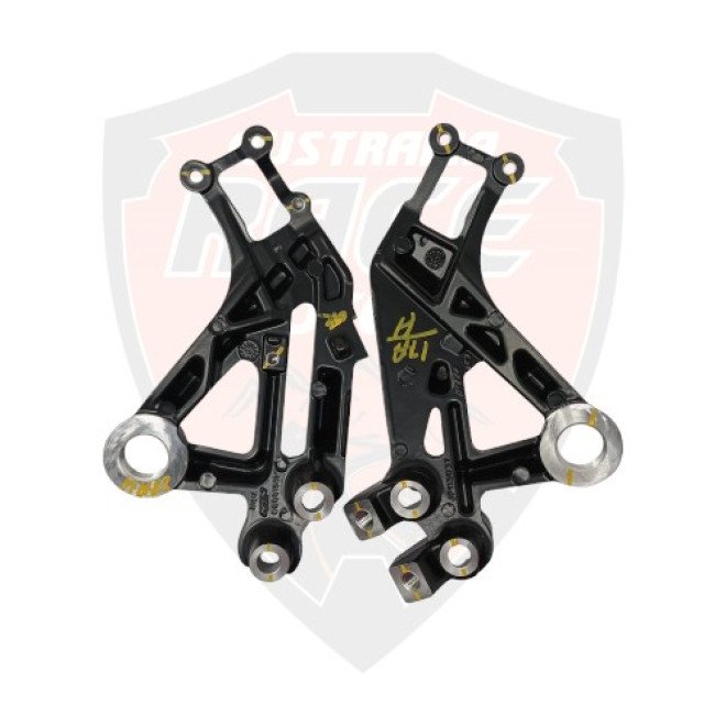 Set Front Holder Step Black (LH & RH)